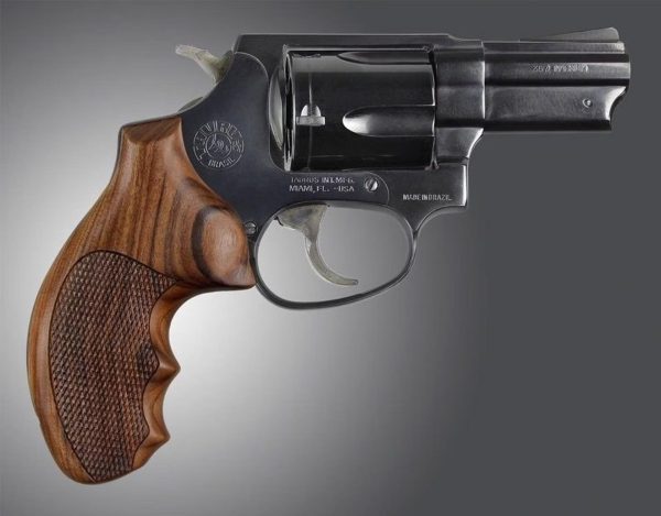 Hogue Wood Grip Taurus 85 Pau Ferro, checkered - Image 3